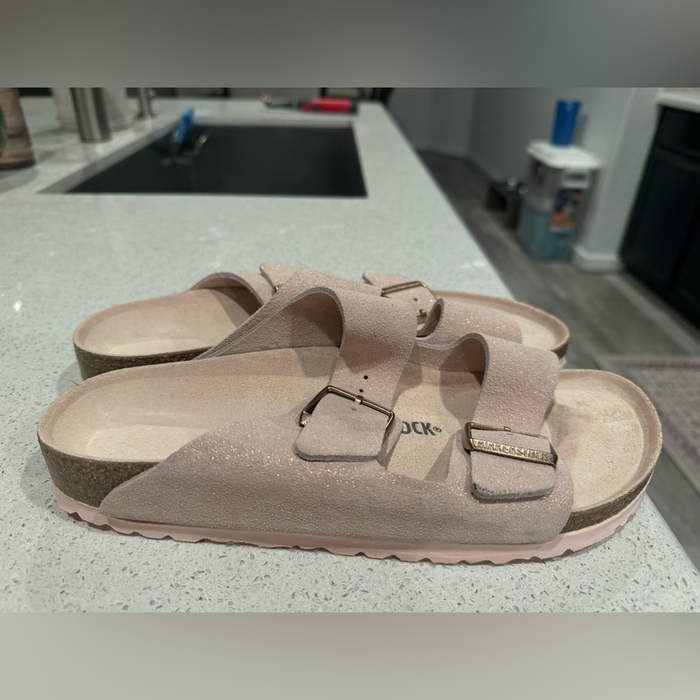 Pink Shimmer Birkenstocks NWOT - Picture 4 of 6